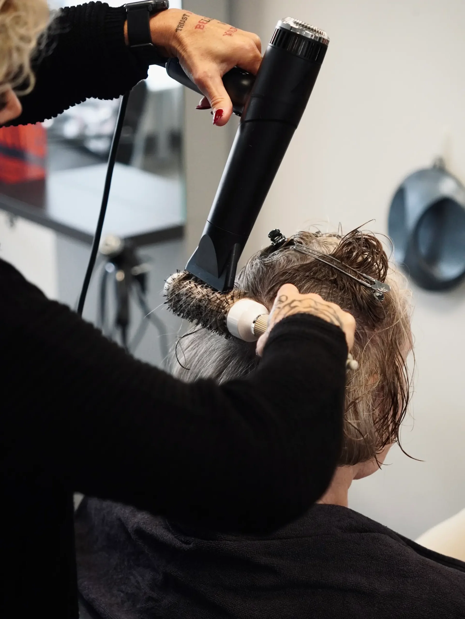 Mehr über den Artikel erfahren Preiswerter Friseur Mannheim